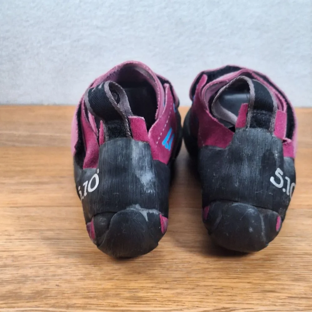 Five Ten Rogue VCS Women's 7.5 Rock Climbing Shoes Purple Blue Made in USA  5.10